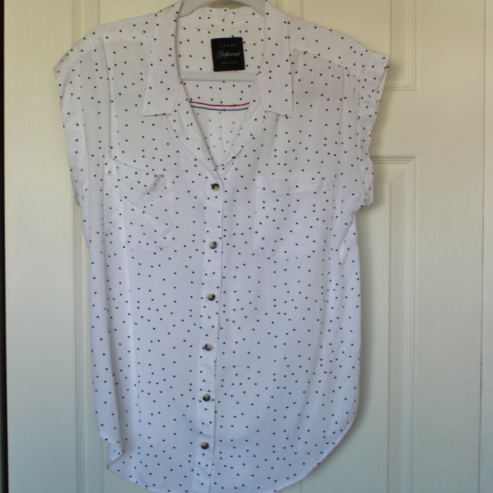 Jachs Girlfriend polka dot white and black short sleeve button down shirt Medium